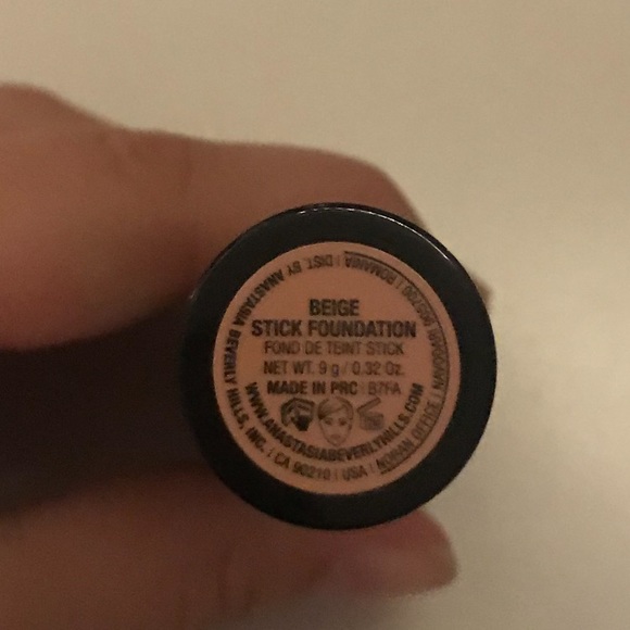 Anastasia stick foundation - Picture 3 of 3
